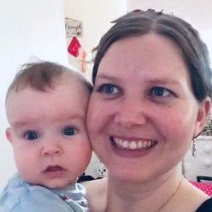 Meet your Posher, Rachel, from Professional Hippy Yoga